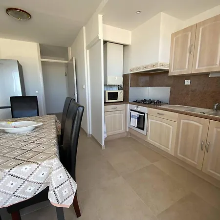 Apartment 3 Pieces, Proche Plage, Parking - Fr-1-750-94