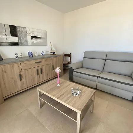 Appartement 3 Pieces, Proche Plage, Parking - Fr-1-750-94 *